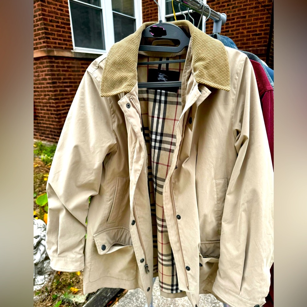 Authentic Burberry London coat with zip-in vest liner Men size XL